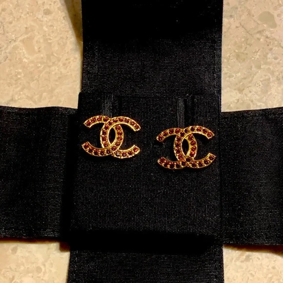 Elegant Gold and Red Stud Earrings authentic Chanel, brand new, must have! - Picture 5 of 5